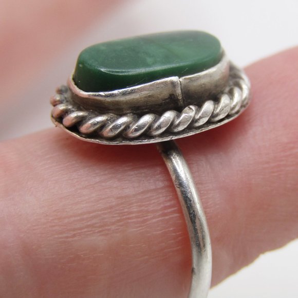 Green Turquoise Ring Sterling Silver Size 5 - Picture 2 of 4